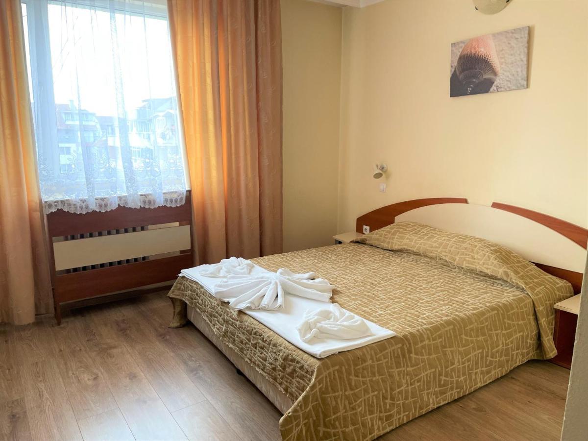 Hotel Central Burgas Stad Buitenkant foto