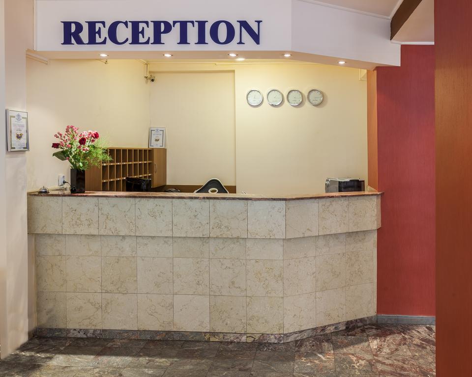 Hotel Central Burgas Stad Buitenkant foto